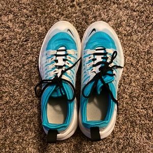 I’m selling teal Nike air maxes The size is 4.5. They are kinda used